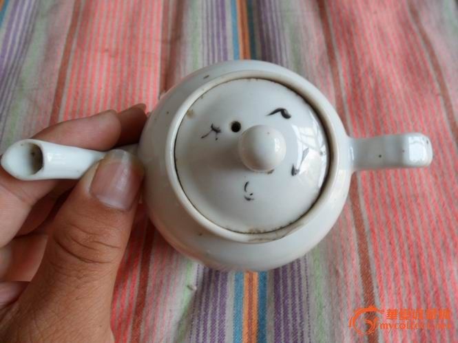 民国印花端把小茶壶盖不错-民国印花端把小茶