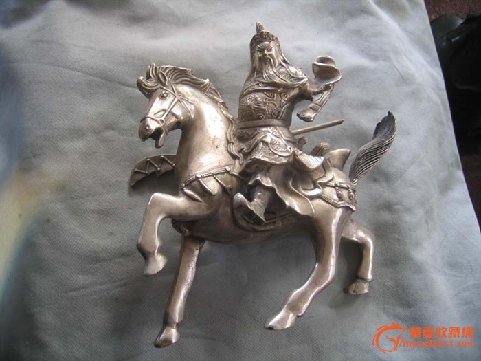 金桐战马关公