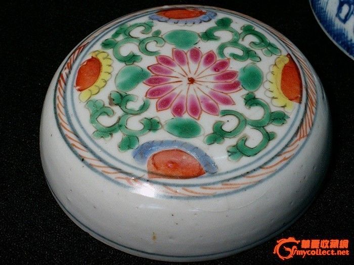 <em>雍正</em>斗彩粉盒盖和康熙青花婴戏图!不愿意上当