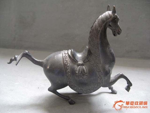 老铜雕刻的唐马-老铜雕刻的唐马价格-老铜雕刻的唐马图片,来自藏友华艺古玩-铜器-地摊交易-华夏收藏网