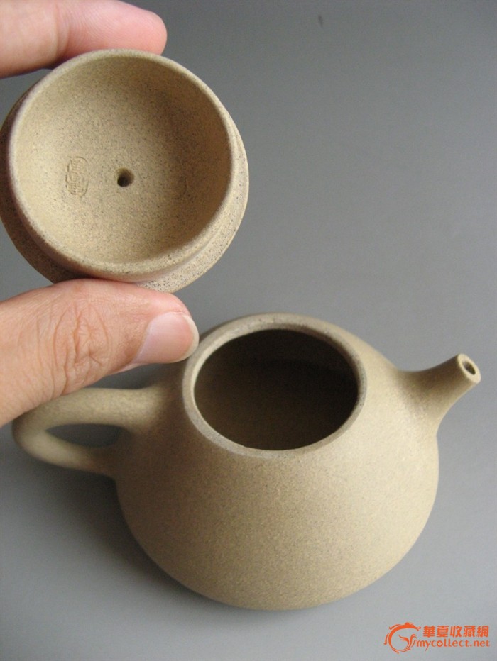 2707本山段泥180cc子冶石瓢紫砂壶