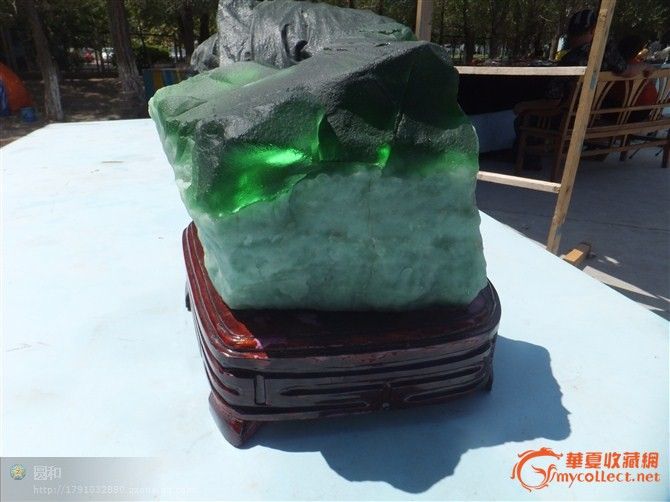 一块绿石头_一块绿石头价格_一块绿石头图片