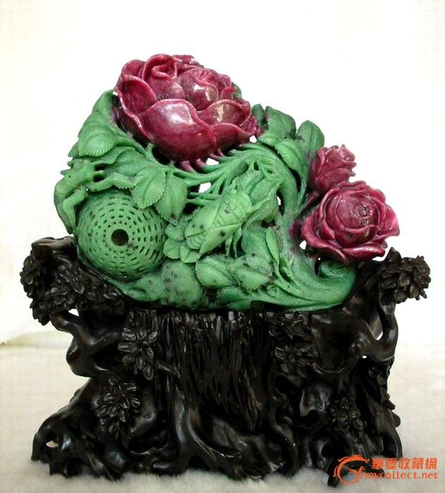 天然红绿宝(非洲红宝石)原石毛料sc007_天然红