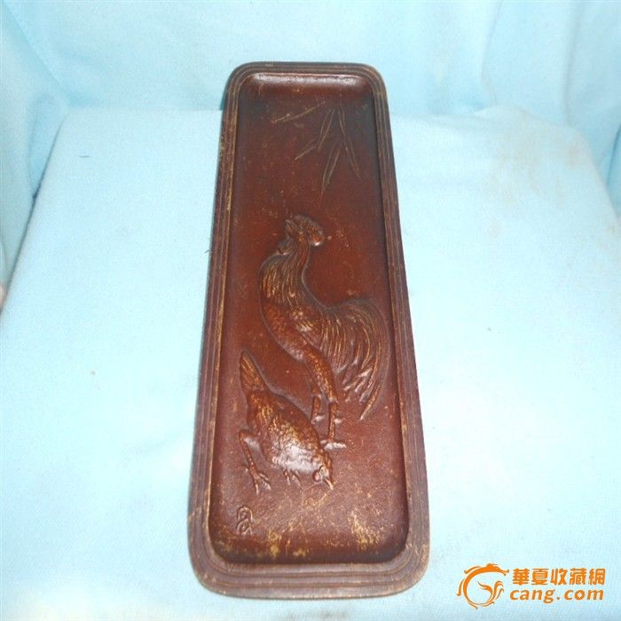 浮雕【一只公鸡,一只母鸡的铜笔洗】_浮雕【一