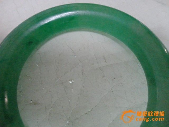 翡翠祖母绿手镯_翡翠祖母绿手镯价格_翡翠祖母绿手镯图片_来自藏友友情无价_玉器_地摊交易_华夏收藏网 cang.com