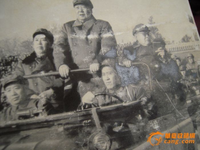 文革大型相片系列:毛主席接见红卫兵之一_文革