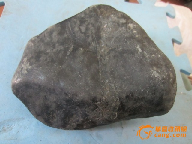 缅甸翡翠原石黑乌色料,lh0.5,2.8kg