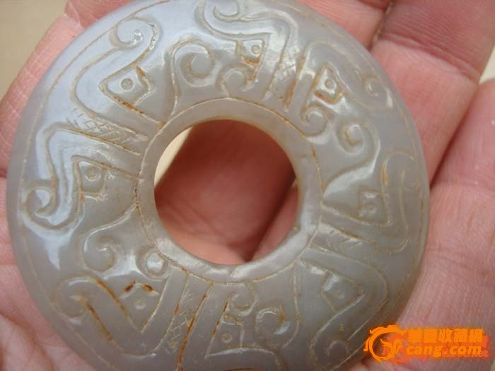 清代兽面玉环