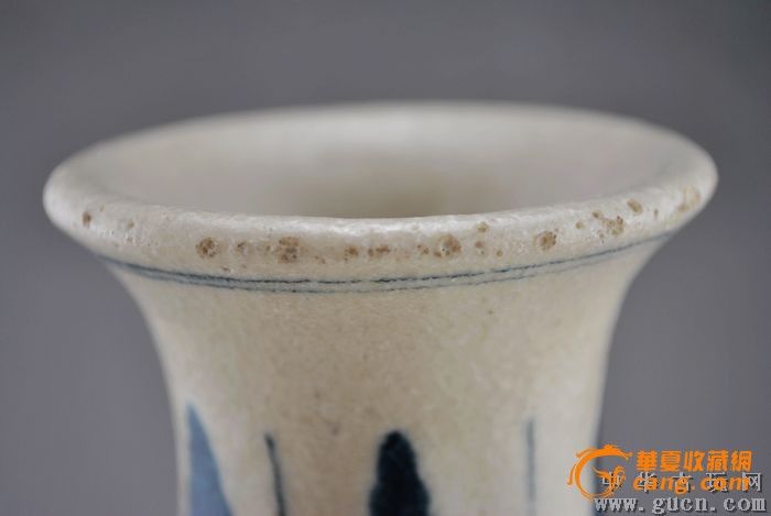 青花釉下五彩桃花小鸟纹柳叶瓶图片