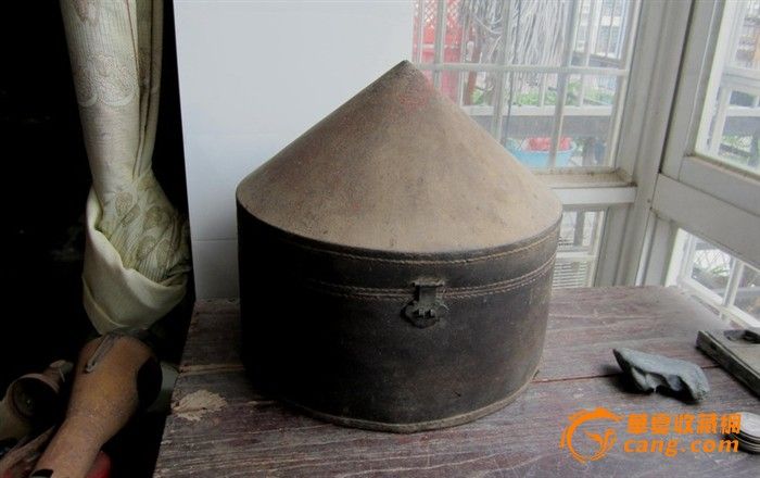 清代..牛皮官帽箱_清代..牛皮官帽箱价格_清代..牛皮官帽箱图片_来自藏友广西老何_杂项_地摊交易_华夏收藏网 cang.com