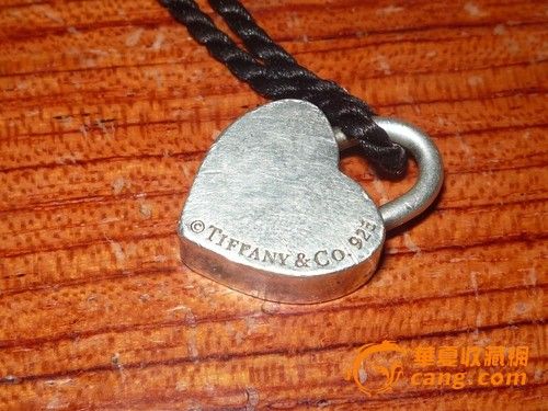 蒂芙尼奢侈品锁型银挂件_蒂芙尼奢侈品锁型银