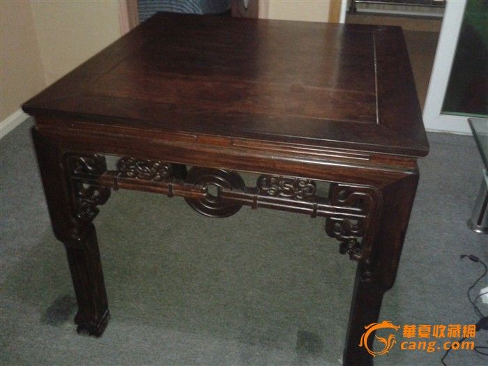 老红木三弯腿鳄鱼脚灵芝花八仙桌_老红木三弯