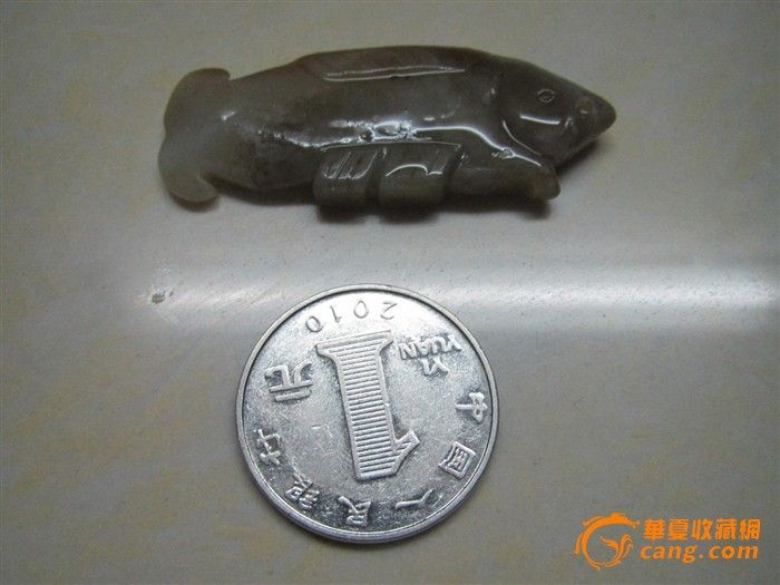 玉鱼,挂着有年年有余的意义_玉鱼,挂着有年年