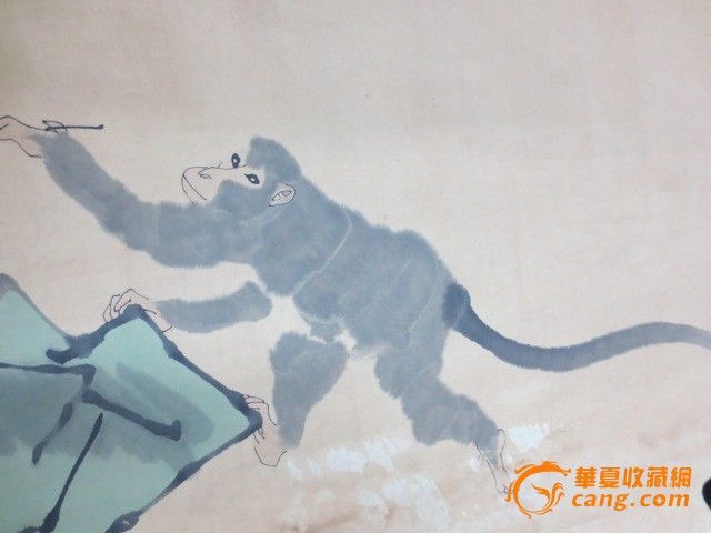 地摊交易区所展示的物品交易信息,其真实性、准确性和合法性由信息发布人负责,华夏收藏网不承担任何法律责任。 华夏收藏网有两种交易模式,1、买卖双方私下协商自行交易;2、买卖双方委托华夏收藏网代理交易。 凡是用户私下交易免费,但本网不承担任何责任。华夏收藏网提醒:为保障您的利益,推荐您选择委托华夏收藏网代理交易,具体安全交易方法如下: 代理交易其运作的实质是以华夏收藏网为货与款转移的中介,提供让买卖双方都放心货款转移的一种服务。 1、买卖双方通过看图、交流达成交易意向,买家将货款作为押金汇至本网,本网收到押金