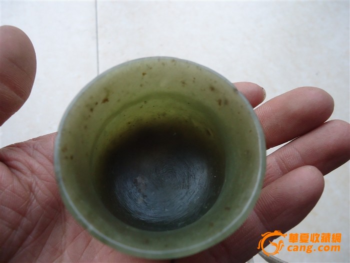 清代和田玉酒杯