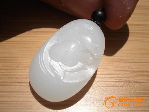 玉雕大师 叶清作品 和田籽玉 荷花 "叶"款图片