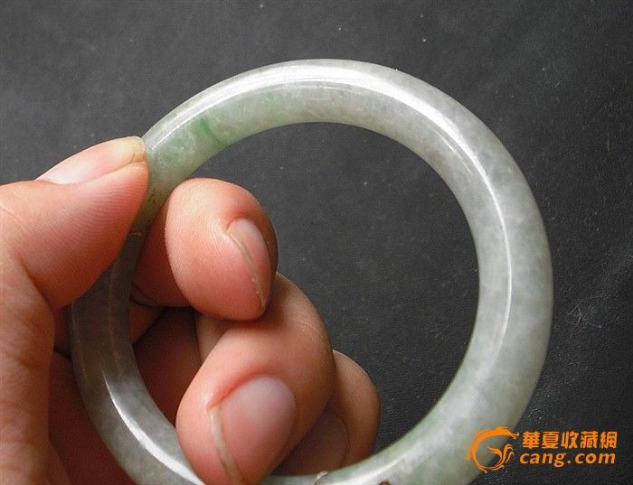 清代·冰糯种飘绿圆条翡翠老玉镯(包老坑玉)-清