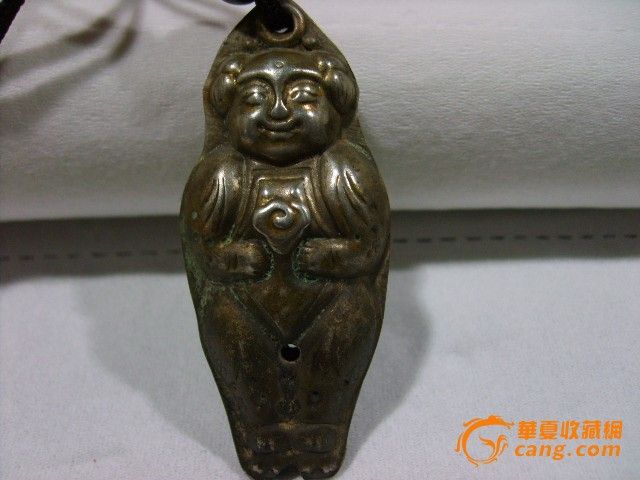 清代老银器【<em>童女</em>献宝】双面工镀金_清代老银