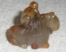 清朝老玛瑙 马上封侯手把件 老玛瑙 马上封侯佩