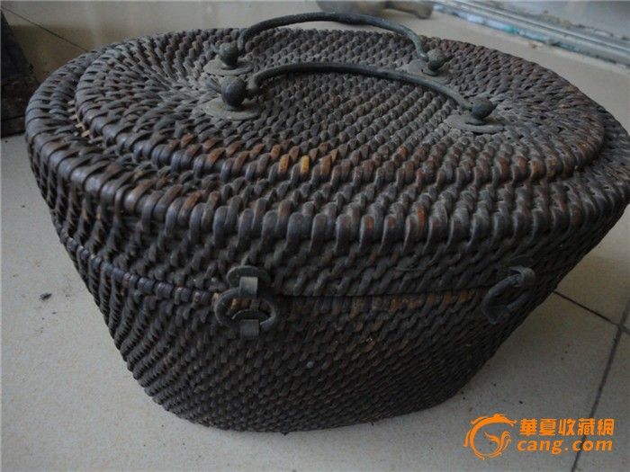 用藤编织的有保温铜饰的古代精美藤编_用设备灵南通设备安装狐图片