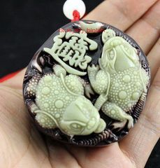 紫袍玉貔貅手把玩件 招财辟邪 金蝉手把件_紫