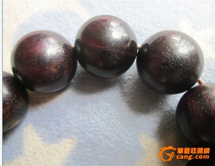 一串老料的小叶紫檀手串_一串老料的小叶紫檀手串价格_一串老料的小叶紫檀手串图片_来自藏友捡漏只是个传说_杂项_地摊交易_华夏收藏网 cang.com