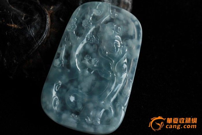 极品冰种木那料精雕翡翠挂件--踏雪访梅(带证书