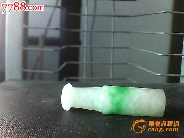 老翡翠烟嘴、尺寸4.6x1.1cm5-老翡翠烟嘴、尺