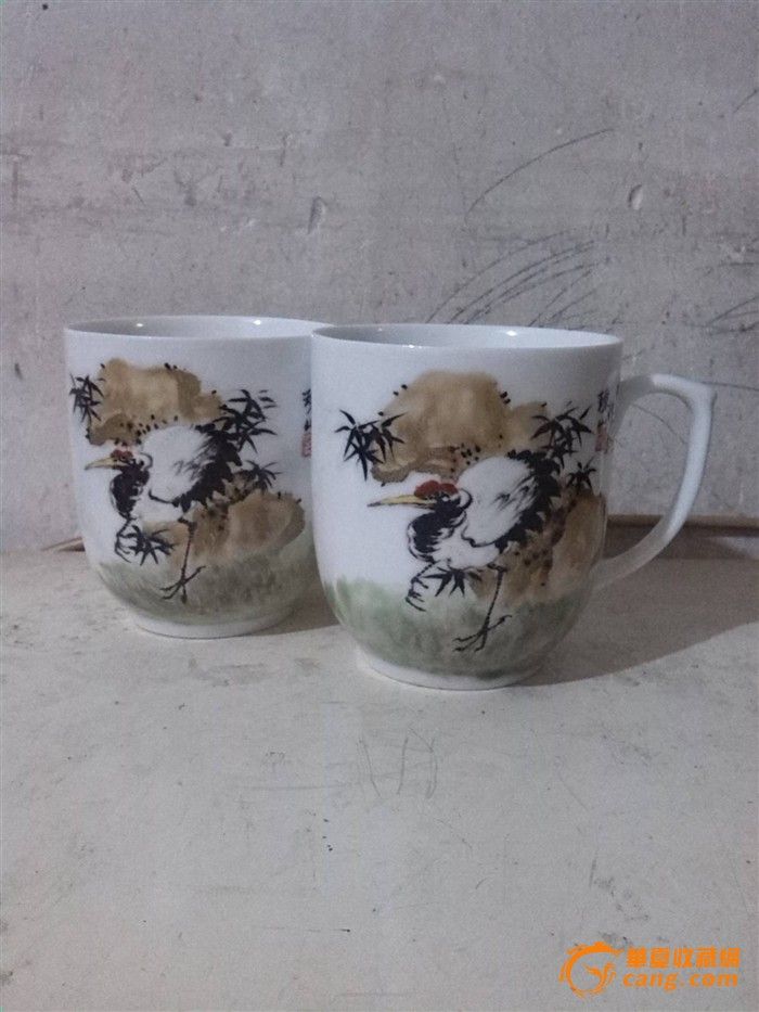地摊交易区所展示的物品交易信息,其真实性、准确性和合法性由信息发布人负责,华夏收藏网不承担任何法律责任。 华夏收藏网有两种交易模式,1、买卖双方私下协商自行交易;2、买卖双方委托华夏收藏网代理交易。 凡是用户私下交易免费,但本网不承担任何责任。华夏收藏网提醒:为保障您的利益,推荐您选择委托华夏收藏网代理交易,具体安全交易方法如下: 代理交易其运作的实质是以华夏收藏网为货与款转移的中介,提供让买卖双方都放心货款转移的一种服务。 1、买卖双方通过看图、交流达成交易意向,买家将货款作为押金汇至本网,本网收到押金