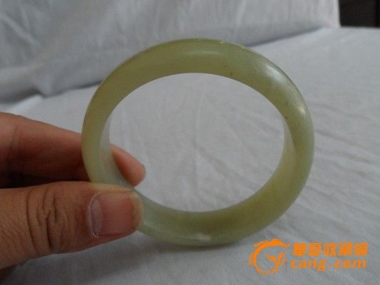 民国和田青白玉手镯_民国和田青白玉手镯价格