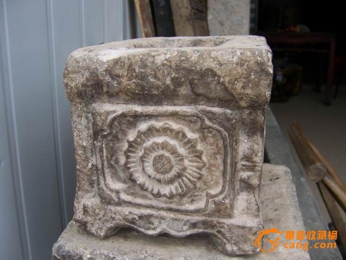 清代白石雕麒麟三面工香炉-清代白石雕麒麟三