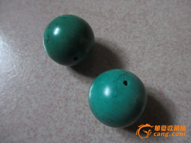 老绿松石珠子