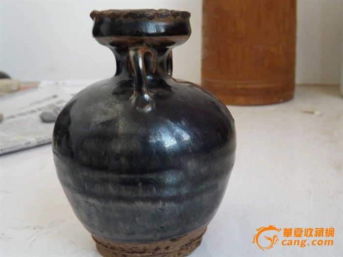 地摊 陶瓷 明清 老瓷油瓶  卖家: 信息: 信誉分值: 4 待售