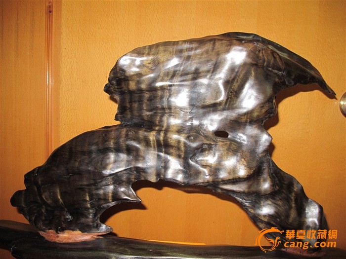 满花纹精品金丝楠乌木随形件106