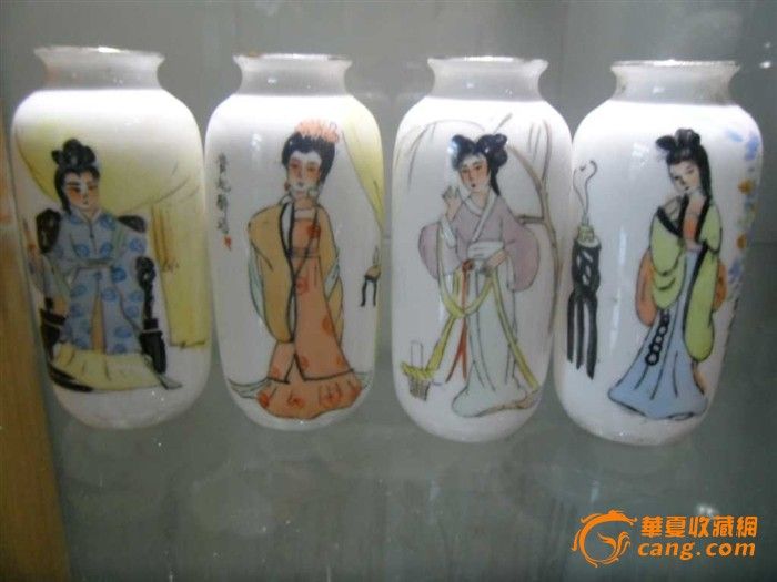 <em>4大美女</em>薄胎手绘小瓶一套 全美品_<em>4大美女</em>薄胎