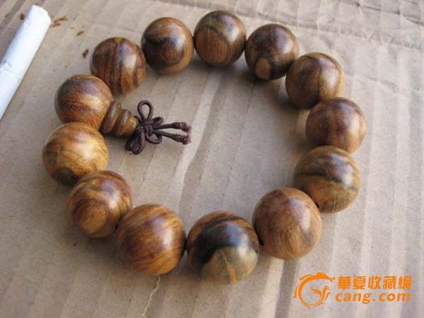 印尼加里曼丹 沉香手串_印尼加里曼丹 沉香手串价格_印尼加里曼丹 沉香手串图片_来自藏友天下奇闻_木器_地摊交易_华夏收藏网 cang.com