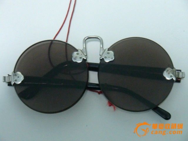 一副很不错的老水晶石眼镜_一副很不错的老水