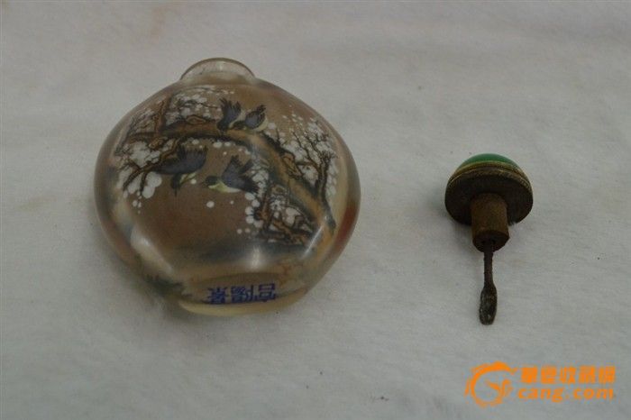 内烧花鸟老鼻烟壶_内烧花鸟老鼻烟壶价格_内