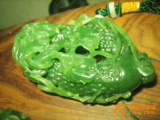 带国家权威证书的和田碧玉菠菜绿精品黄瓜秧大