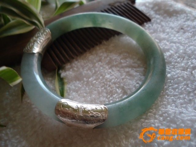 老翡翠玉镯_老翡翠玉镯价格_老翡翠玉镯图片