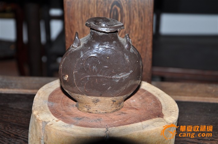 清代双耳小扁壶