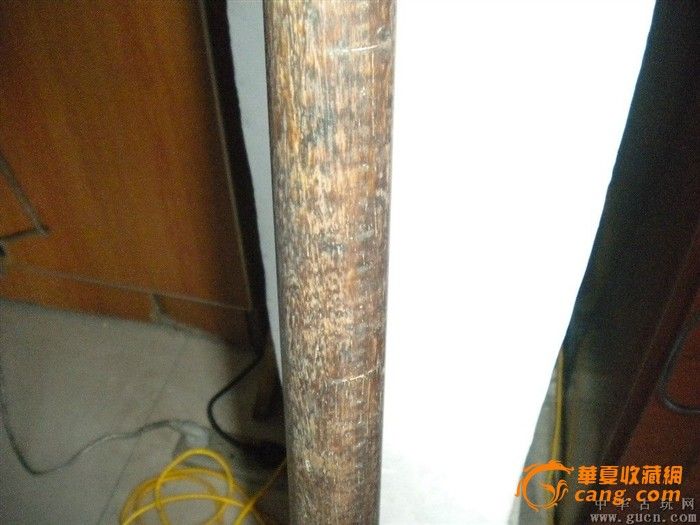 地摊交易区所展示的物品交易信息,其真实性、准确性和合法性由信息发布人负责,华夏收藏网不承担任何法律责任。 华夏收藏网有两种交易模式,1、买卖双方私下协商自行交易;2、买卖双方委托华夏收藏网代理交易。 凡是用户私下交易免费,但本网不承担任何责任。华夏收藏网提醒:为保障您的利益,推荐您选择委托华夏收藏网代理交易,具体安全交易方法如下: 代理交易其运作的实质是以华夏收藏网为货与款转移的中介,提供让买卖双方都放心货款转移的一种服务。 1、买卖双方通过看图、交流达成交易意向,买家将货款作为押金汇至本网,本网收到押金