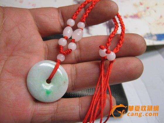 值得拥有 正宗缅甸翡翠 带绿挂翠 寓意平平安安
