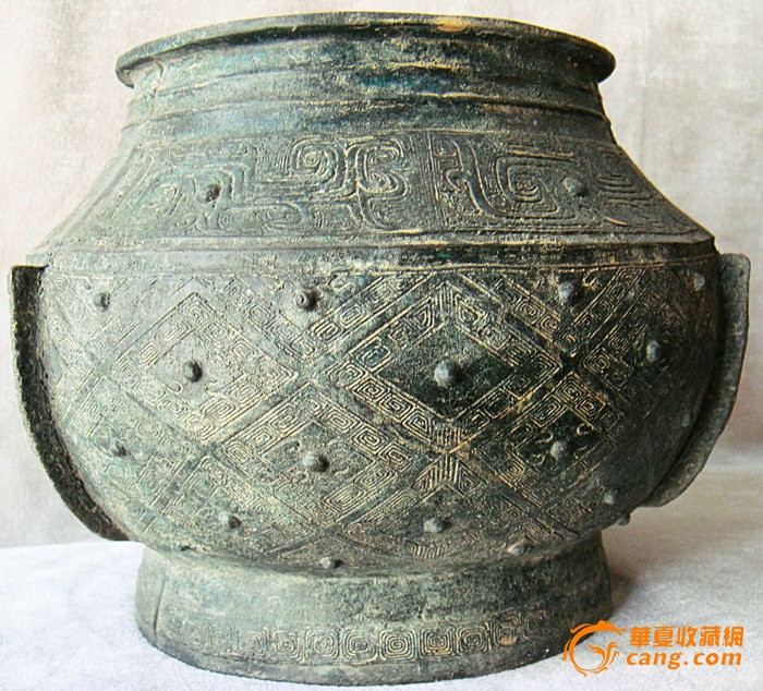出土商代青铜器満工畾罐