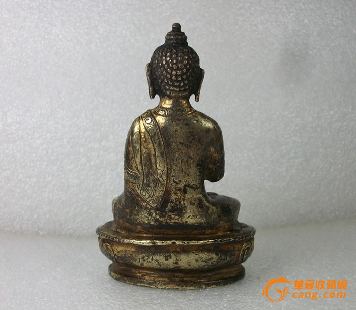 清代铜镏金佛像