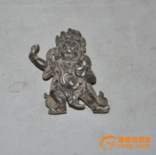 地摊交易区所展示的物品交易信息,其真实性、准确性和合法性由信息发布人负责,华夏收藏网不承担任何法律责任。 华夏收藏网有两种交易模式,1、买卖双方私下协商自行交易;2、买卖双方委托华夏收藏网代理交易。 凡是用户私下交易免费,但本网不承担任何责任。华夏收藏网提醒:为保障您的利益,推荐您选择委托华夏收藏网代理交易,具体安全交易方法如下: 代理交易其运作的实质是以华夏收藏网为货与款转移的中介,提供让买卖双方都放心货款转移的一种服务。 1、买卖双方通过看图、交流达成交易意向,买家将货款作为押金汇至本网,本网收到押金