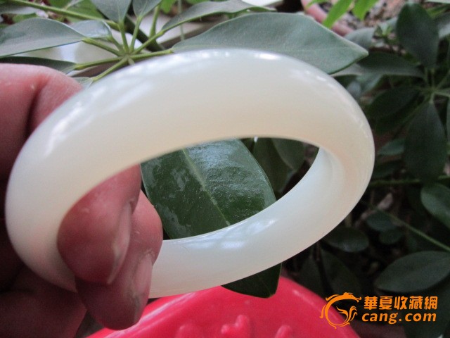 精品和田山料手镯