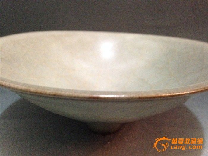 哪个朝代的?斗笠碗,请各位老师帮参考一下.图片