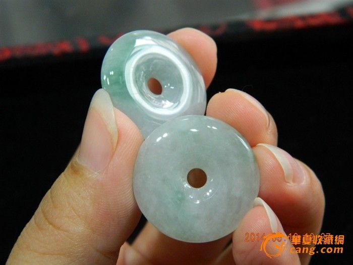 天然A货翡翠平安扣一对 玉钱_天然A货翡翠平安扣一对 玉钱价格_天然A货翡翠平安扣一对 玉钱图片_来自藏友不羁的贝壳_玉石_地摊交易_华夏收藏网 cang.com