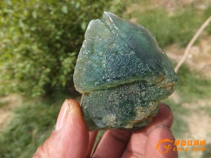 新疆戈壁绿萤石_新疆戈壁绿萤石价格_新疆戈